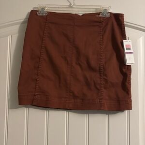 Jolt mini skirt